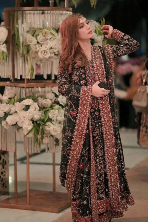 BLACK FLORAL EMBROIDERED DRESS BY HARIS SHAKEEL - Image 2