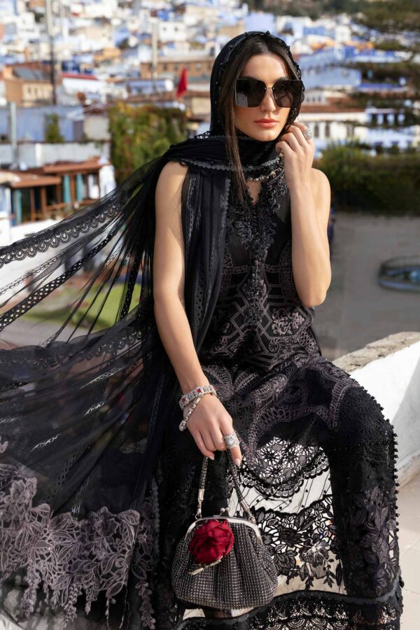 3 PIECE UNSTITCHED EMBROIDERED LAWN SUIT - D 2512 B - Image 5