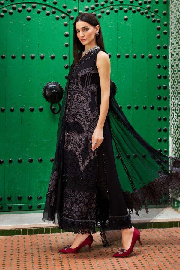 3 PIECE UNSTITCHED EMBROIDERED LAWN SUIT - D 2512 B - Image 6