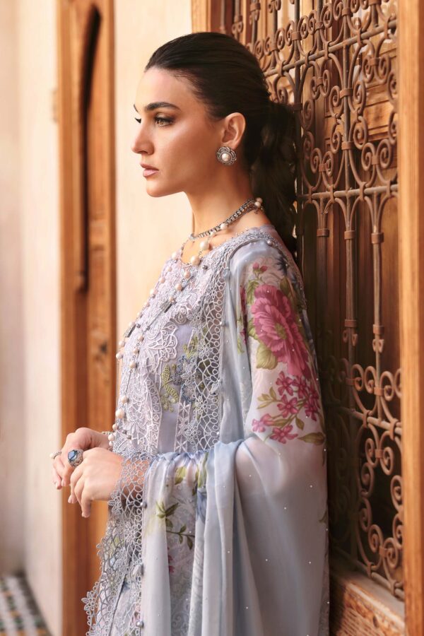3 PIECE UNSTITCHED EMBROIDERED ORGANZA SUIT | D-2509-B - Image 3